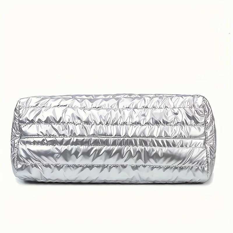 Large Capacity Womens Travel Bag Waterproof Nylon Fashion Shoulder Bag For Women Drywet Separation Fitness Bag Yoga Z250911