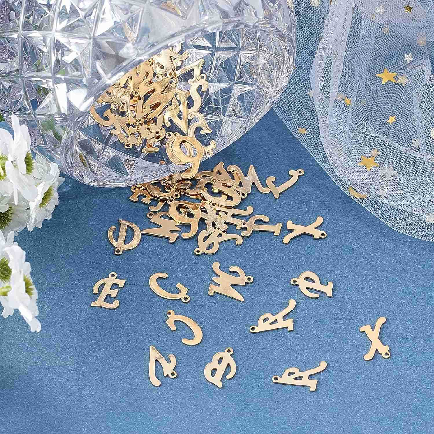 26pcs Metal Letter Pendants Old English Gothic Pendants Stainless Steel AZ Letter Charms with Jump Ring for s Necklaces and Earrings Craft MakiW250911