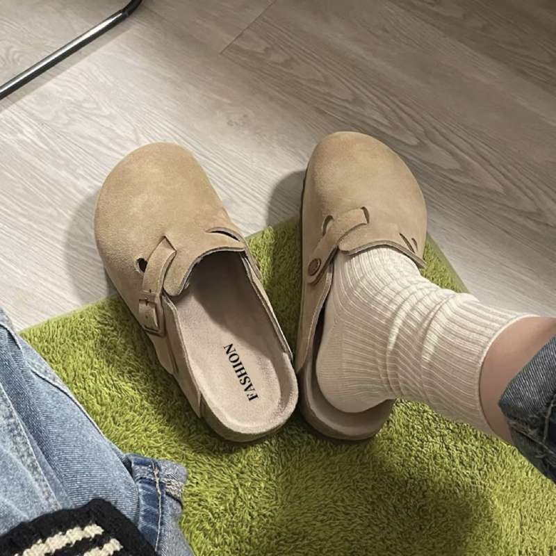 Soft soled comfortable women's shoes flat bottom autumn and winter new designer shoes outdoor fashion home closed toe half slippers