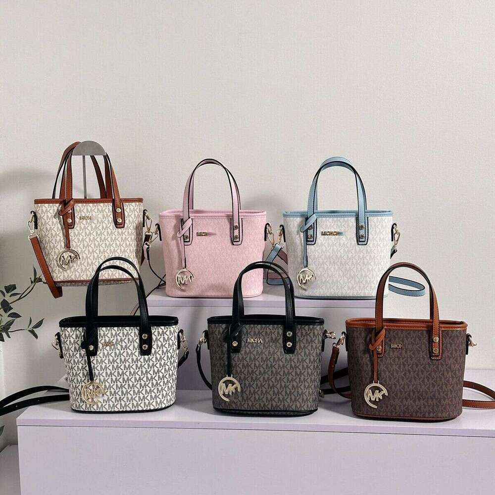 Womens Tote Bag Designer Handbag Fashion High Quality Shopping Bag Big Capacity Shopping Bag 2025 New Shoulder Bag Crossbody Bag
