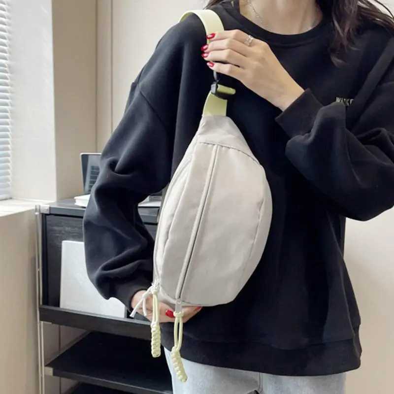 Ladies Casual Diagonal Cross Bag Fashionable Sports Niche Versatile Banana Bags Solid Color Canvas Chest Bags Z250911