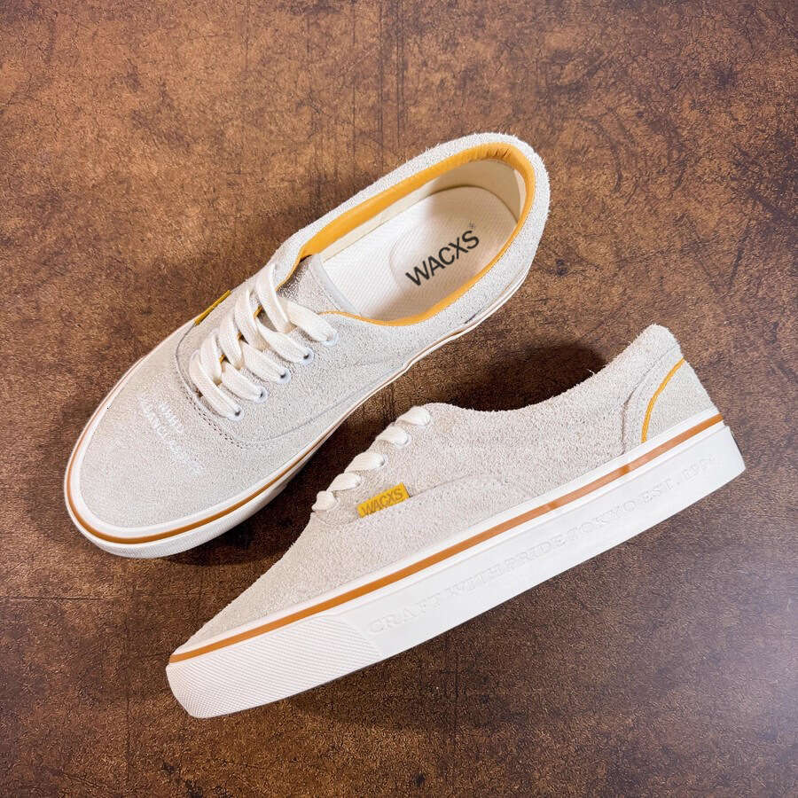 2025 Autumn Fashion Suede Black and White Color Matching Unisex Sneakers Versatile Skate Sports Casual Shoes for Men