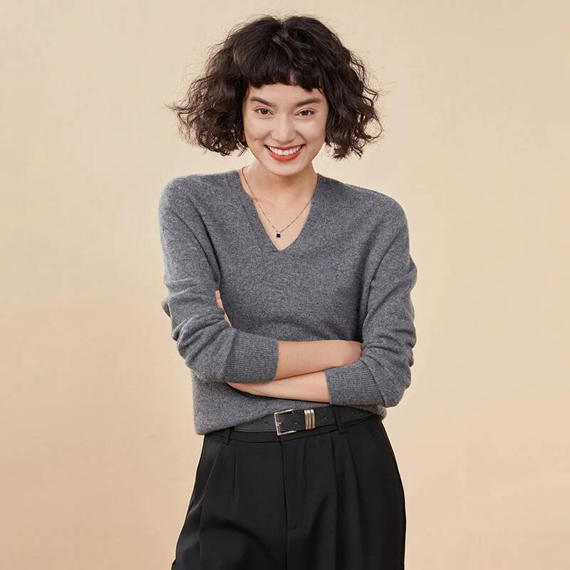 Autumn And Winter New Sweater 100% Pure Cashmere V-neck Knitted Pullover Long Sleeved Hot Selling Women's Top