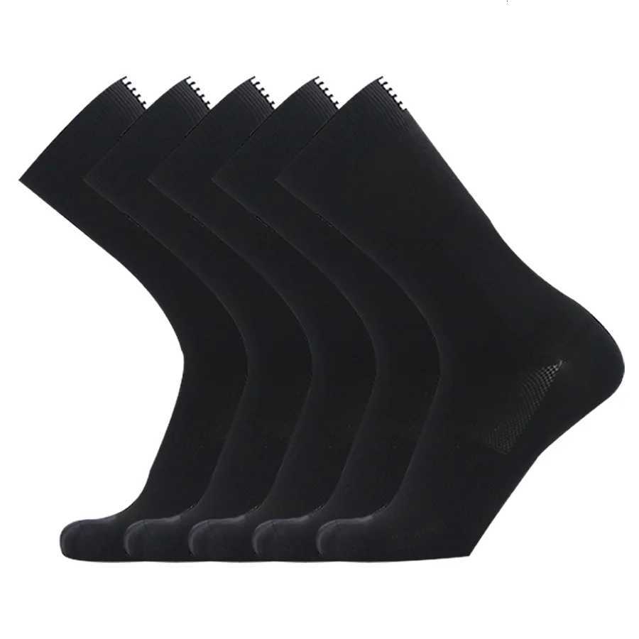 151020pair MidCalf Athletic Socks For Cycling Running Sweatabsorbing Breathable Sports Socks For Men Women D250911