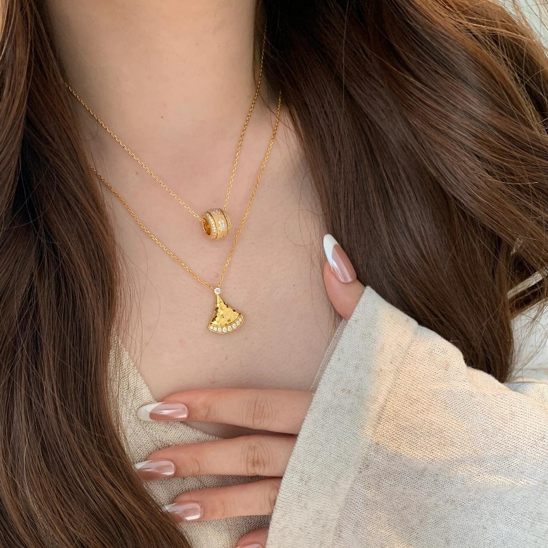 Luxury Brand Designer Jewelry French Style Light Luxury High-End Vintage Crushed Ice Mini Dress With Diamond Necklace And Earrings Palace Style Versat
