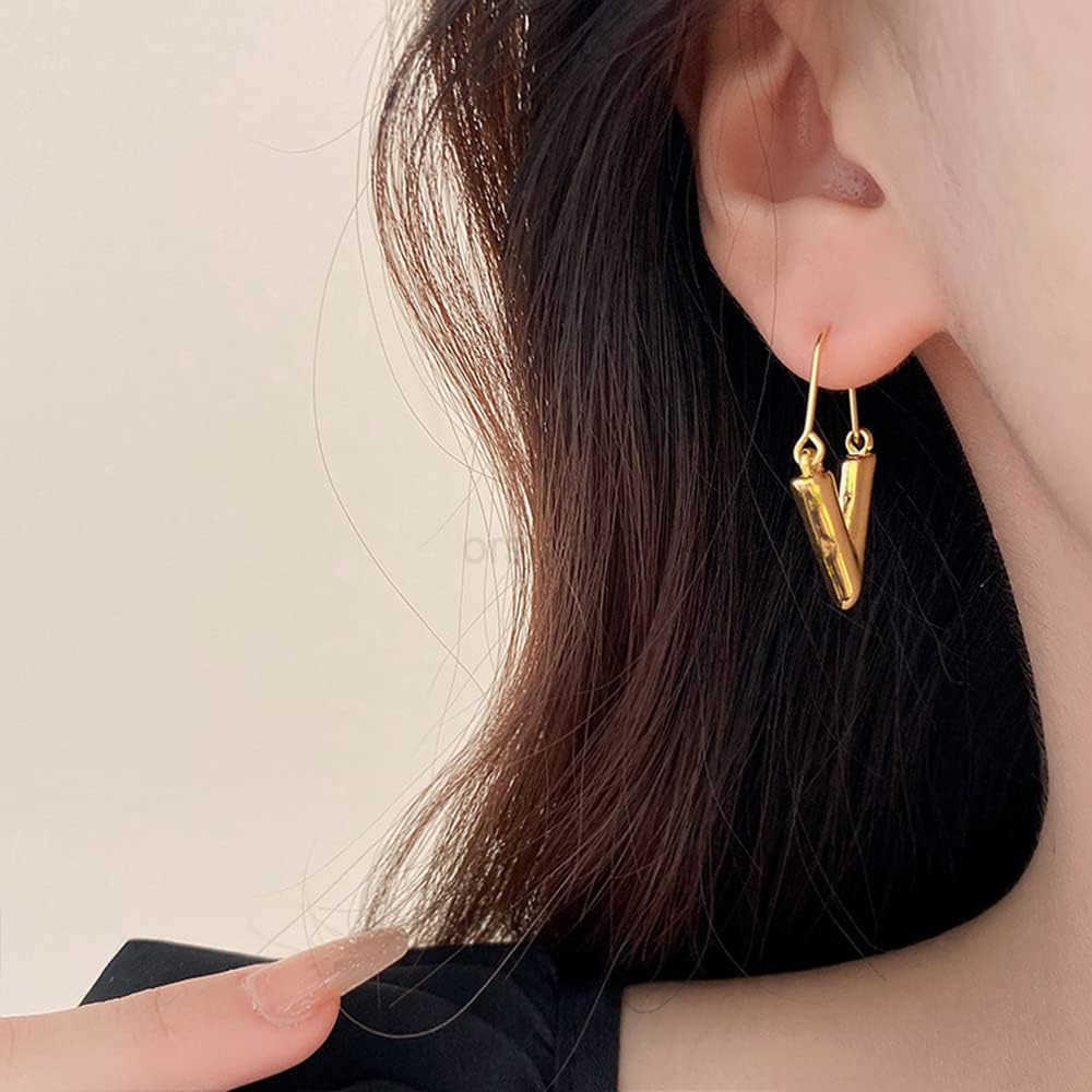 Minimalist V Shape Hoop Earrings for Women Dangle Charm Drop Huggie Hoops Cartilage Earrings Fashion Ear Jewelry Gifts Birthday BFFW250911