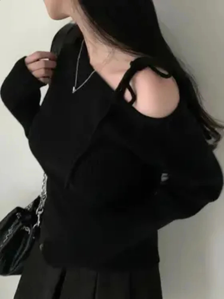 2026 Womens Elegant OffShoulder Sweater TShirt Black White Striped with Adjustable LaceUp Fall Winter Casual Chic Top 250911