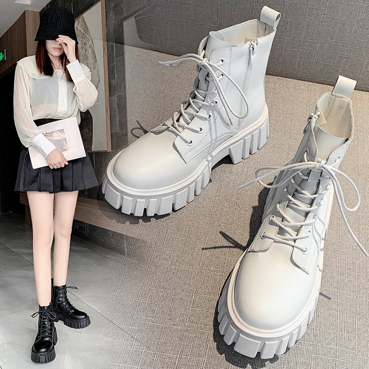 Women's flat bottomed lace up Martin boots autumn and winter new designer shoes Korean leather women's boots comfortable soft soled women�