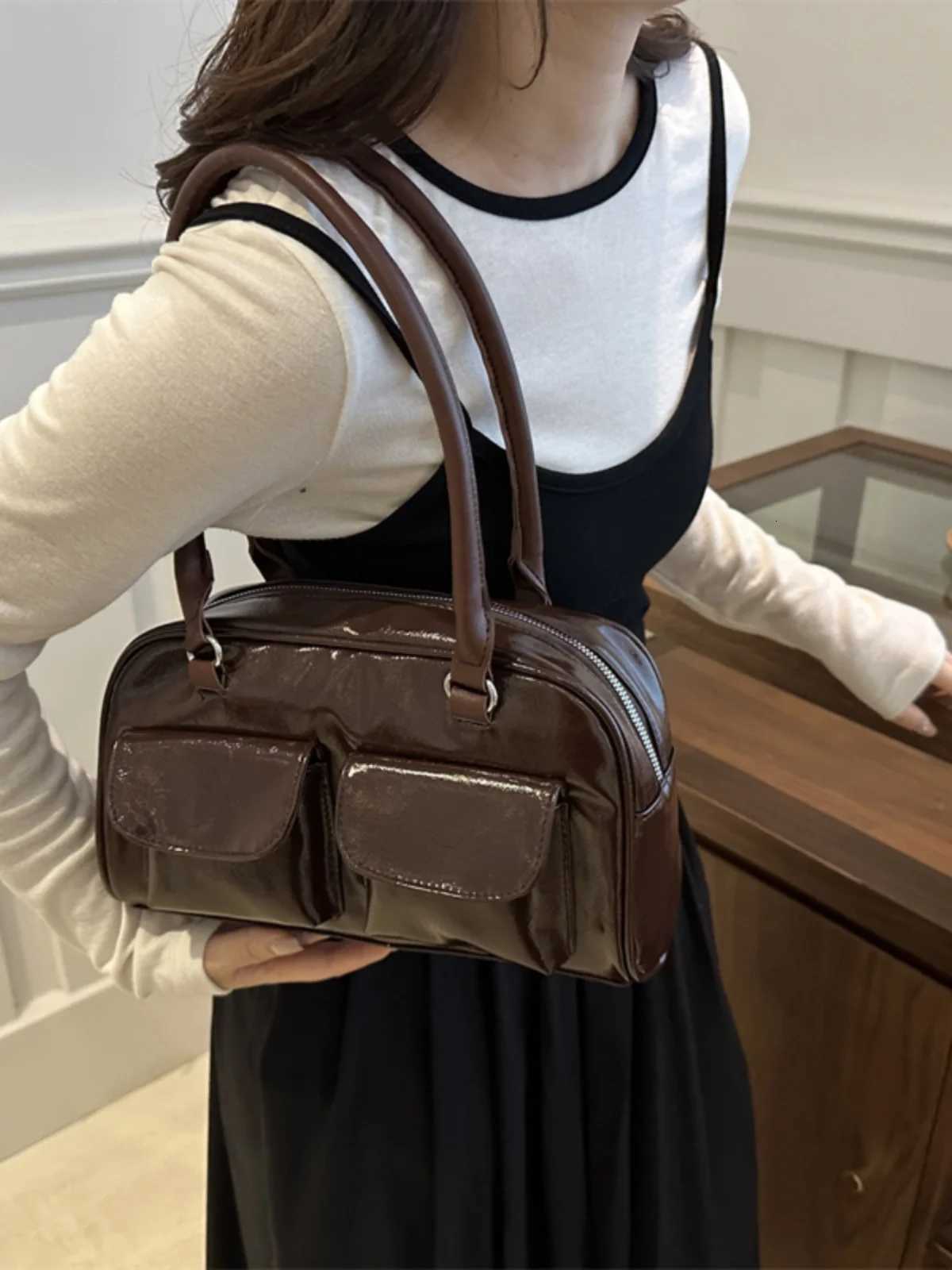 Personali Commuter Double ket Handbag Faionable Underarm Single oulder Bag Small Design Autumn New Sle Z250911