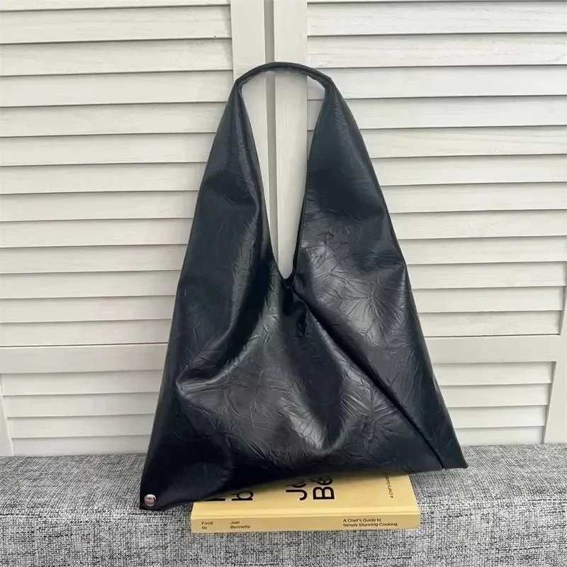 PU Hasp Solid Color Shoulder Bag Simple Fashion Womens Bags on Sale 2025 New Product Soft Large Capacity Womens Handbag Z250911