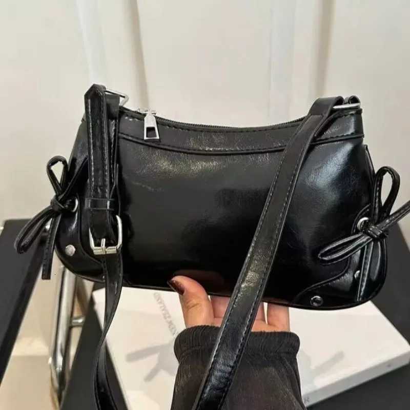 European American Soft Leather Shoulder Bag Bow Armpit Bag Versatile Single Shoulder Bags Fashionable Handbag Women for Daily W250911