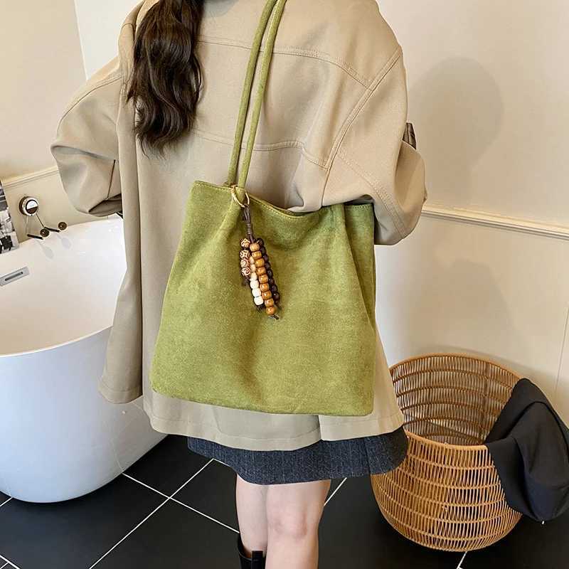 2025 Fall Winter New Arrival Large Tote Bag for Women Spacious Leather Shoulder Handbag Fashionable Crossbody Shopper Purse Z250911