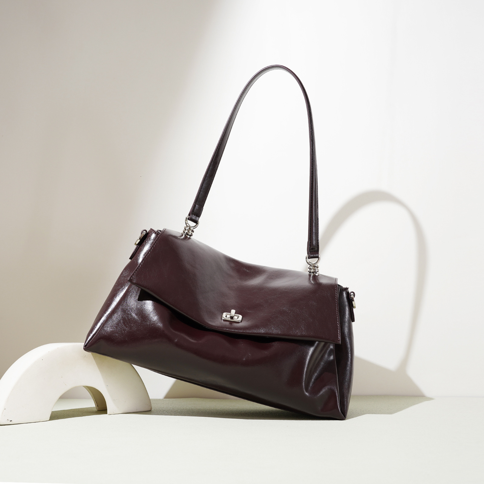 Designer Crossbody Bag 2025 New Casual Handbag Fashion Shoulder Bag Women's Bag