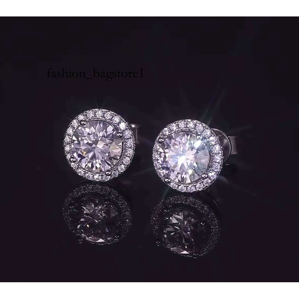 Wholesale Sterling Sier Moissanite Earrings Brilliant Cut VVS Dia Screw Back Halo Design 0.5ct-2ct for Men and Women