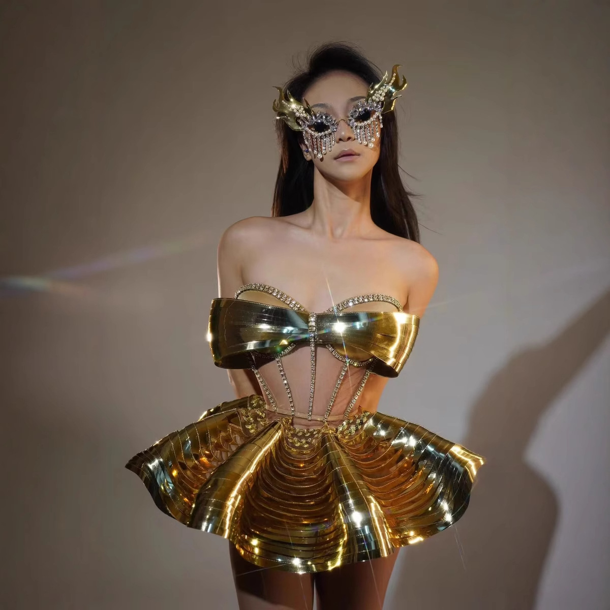 Stage Wear Flying Saucer Performance Outfit - Silver Short Skirt Set with Multi-Layer 3D Bow Hem EDM Festival Dance Costume