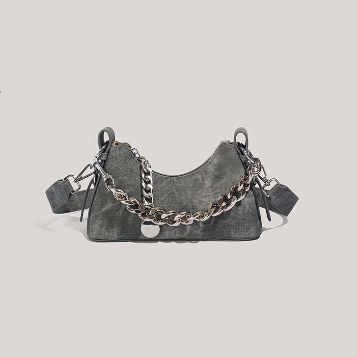 Underarm for Women 2025 Autumn Winter New Designer Bags High-Quality Texture Chain Crossbody Baguette Bag