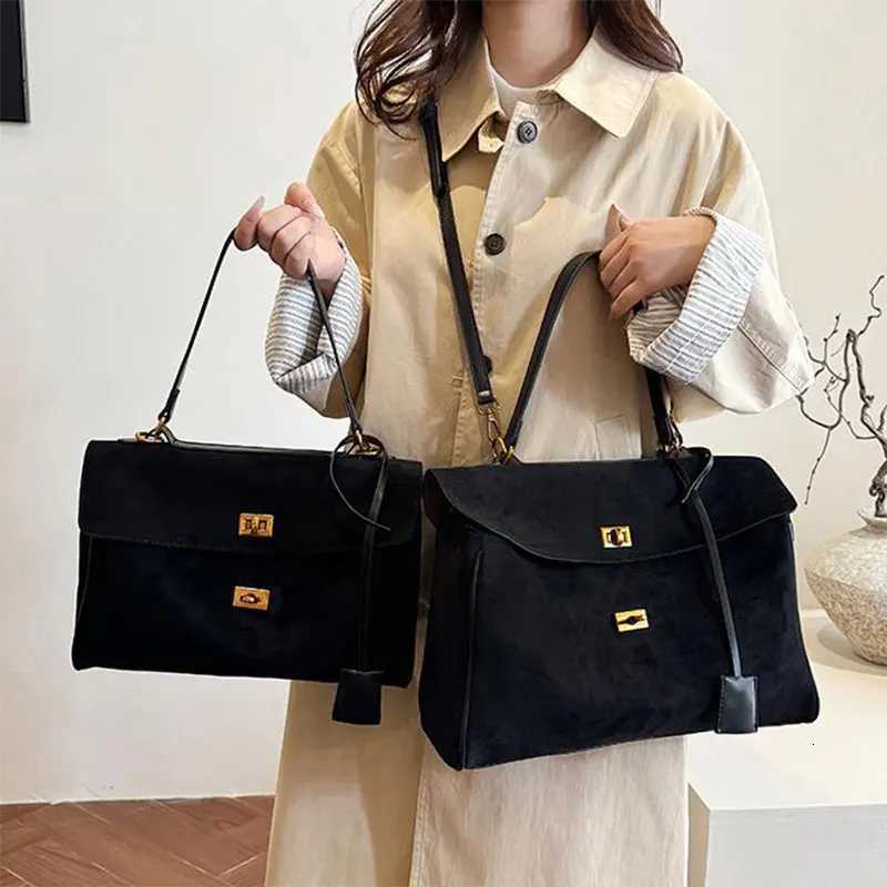 Light Luxury Vintage Tote Bag Popular New European America Largecapacity Shoulder Bag Highquality Pu Suede Matte Crossbody Bag W250911