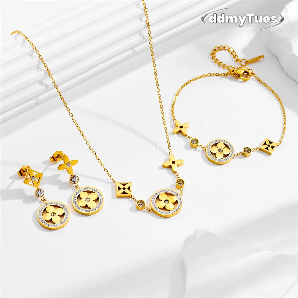 Designer For Women's Titanium Steel Colorless Necklace Bracelet Collection Personality Simple Style Fashionable Earrings TUES