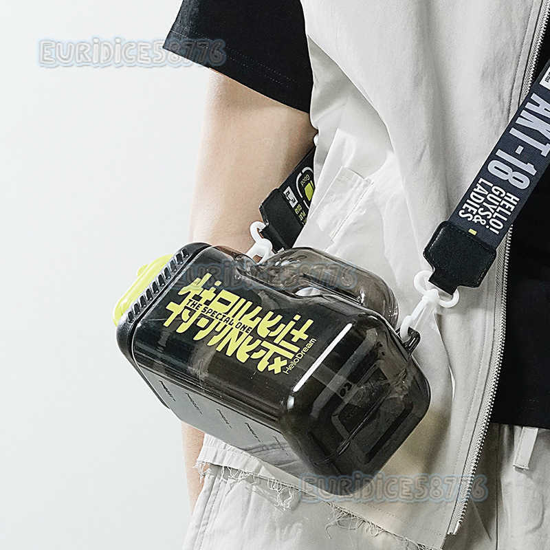 Sports Water Cup Large Capacity Heatresistant Tritan Cup Straw Summer Outdoor Ton Bucket Mens Fitness Kettle H250911