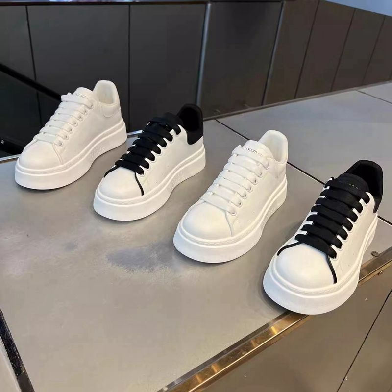 2025 White sneakers, men's autumn breathable board shoes, height-increasing casual men's shoes, trendy and versatile sports bestsellers, men's free shipping