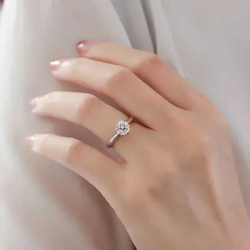 Moissanite Zircon Engagement Ring for MenWomen Classic Sixclaw Couple Proposal Ring Open Adjustable Pair Ring Wedding Jewelry W250911