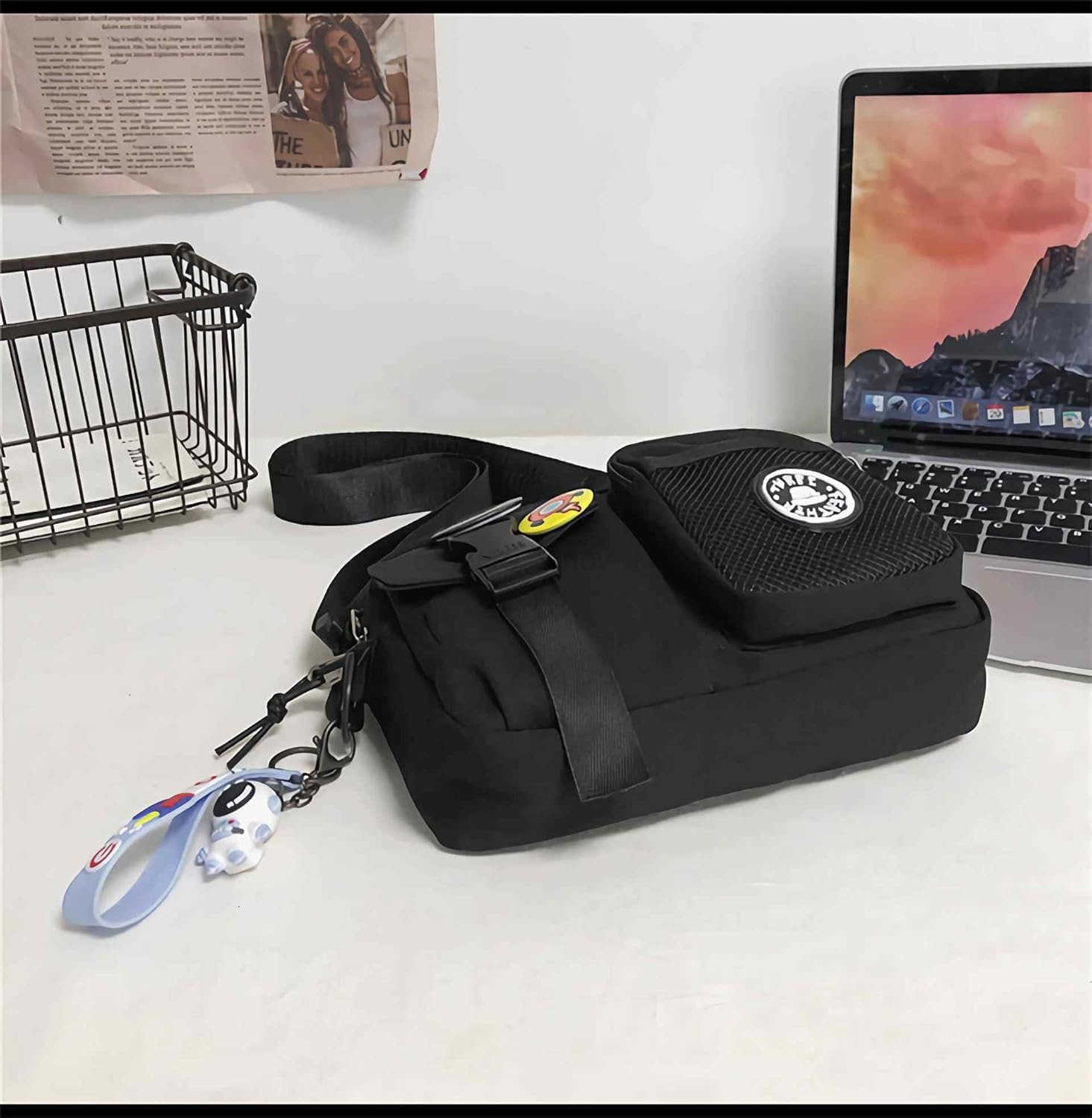 Black Crossbody Bag for Men Cute Small Messenger Sling Shoulder Bag Mens GiftW250911