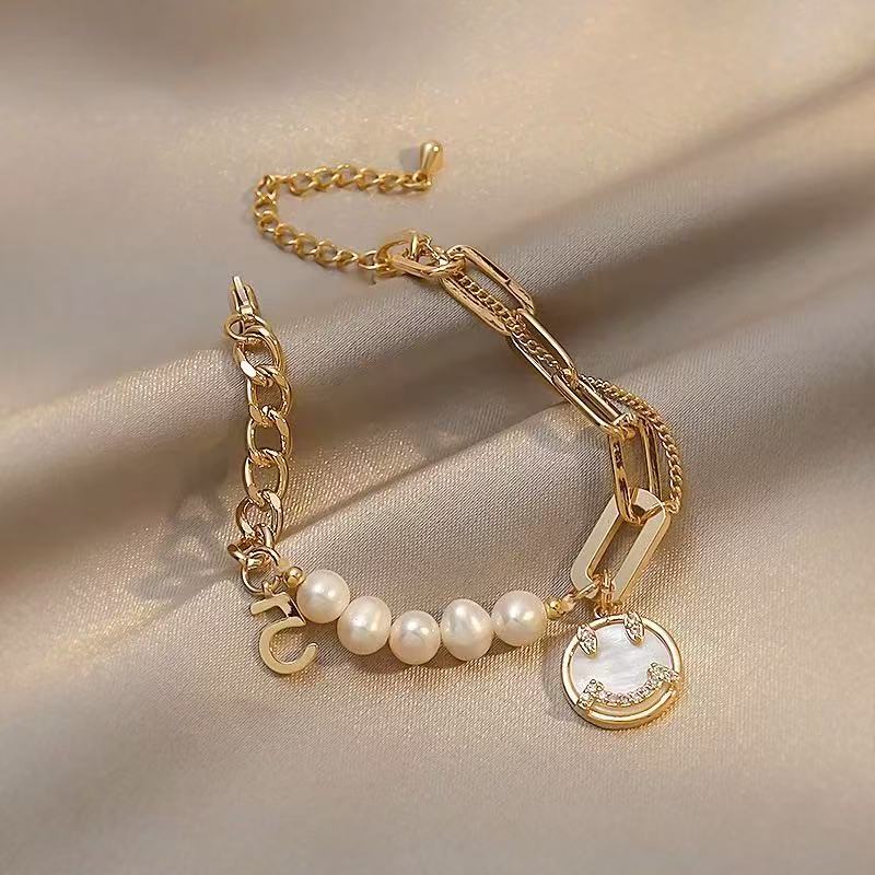 Smiling face Baroque natural pearl bracelet, high-end women's bracelet accessories