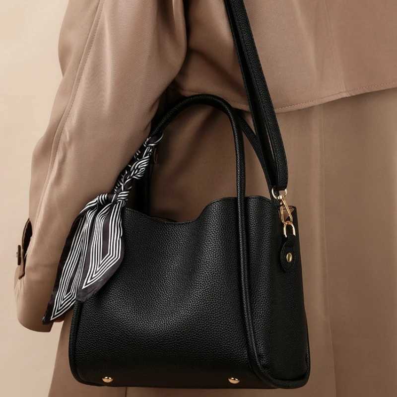 Handbag Bag Womens 2025 New Vegetable Basket for Mother Atmospheric Crossbody Bag Bucket Bag Z250911