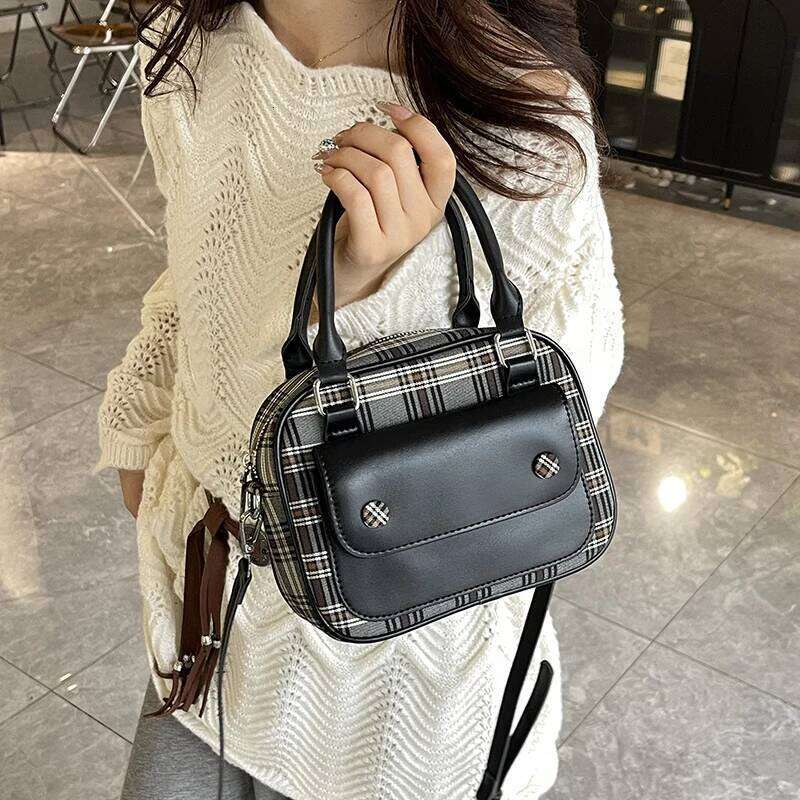 Korean High-End Satchel Boston 2025 Autumn And Winter New Fashion Plaid Shoulder Crossbody Bowling Bag