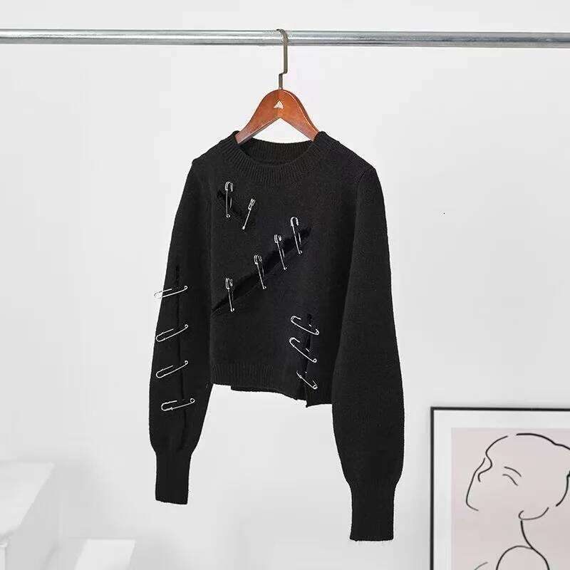 Women Solid Color O-Neck Long Sleeve Sweater Female Autumn And Winter Fashion Trend Designerhigh Quality Knitted Pullover