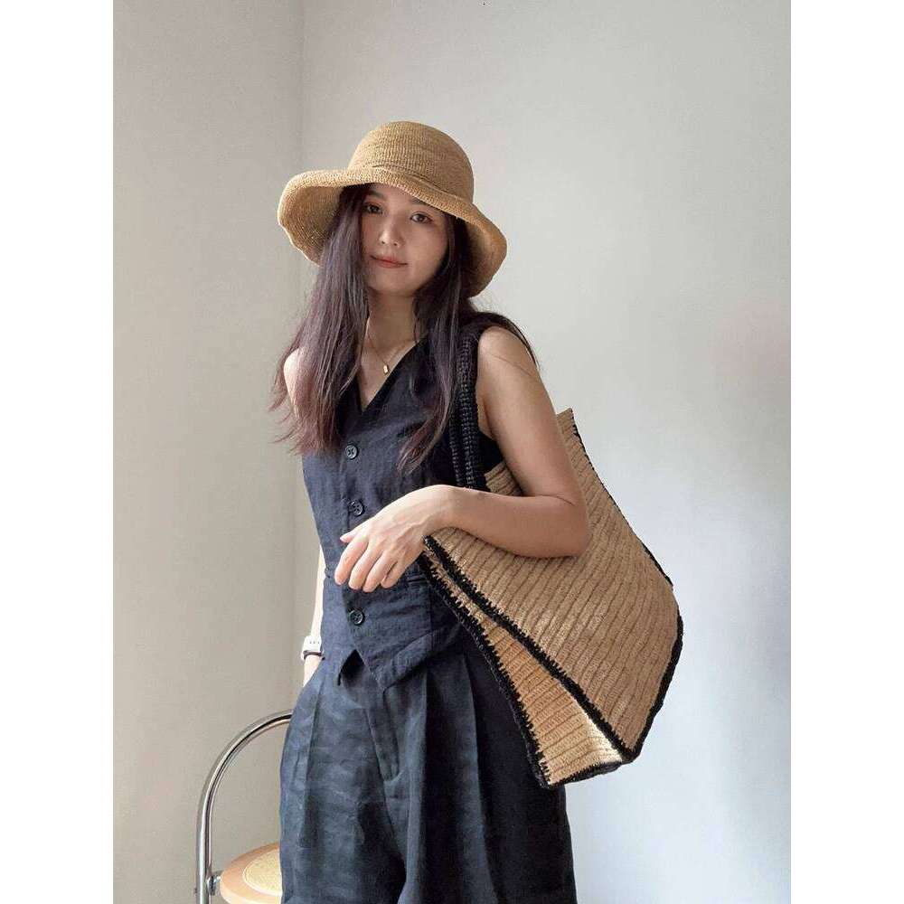 Designer Bag Tote Bag Shoulder Bag French Niche Design Tote For Women Large Capacity Color Block Woven Handbag Raffia Handwoven Shoulder Bag