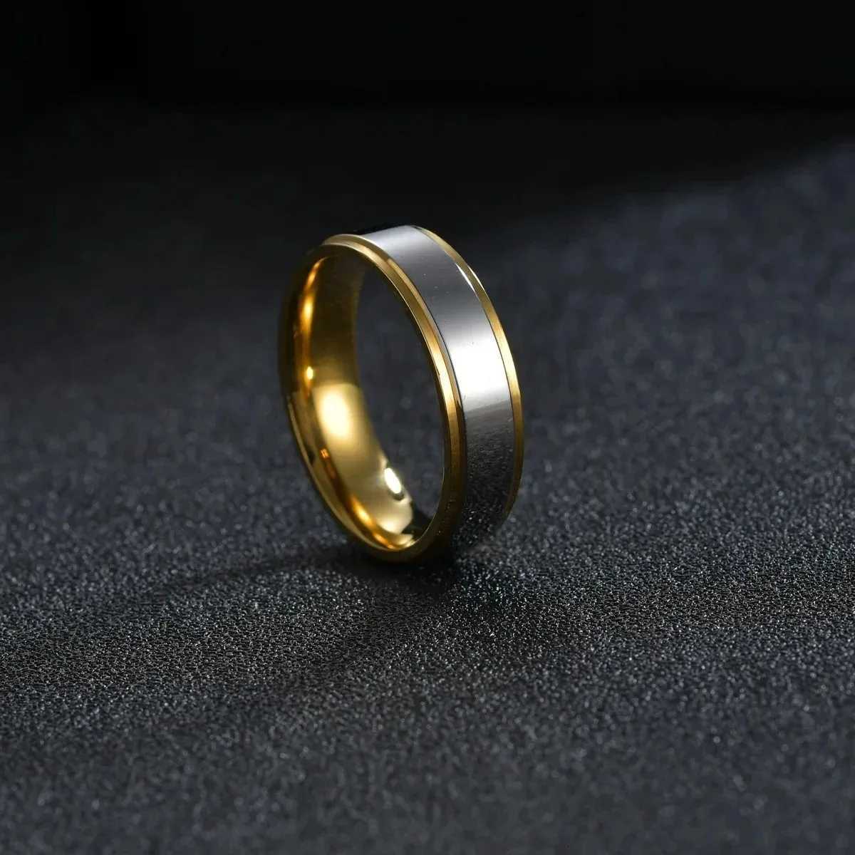 Fashion Simple Design Titanium Steel Couple Rings For Men Women High Quality Stainless steel Wedding Rings Anniversary Jewelry W250911