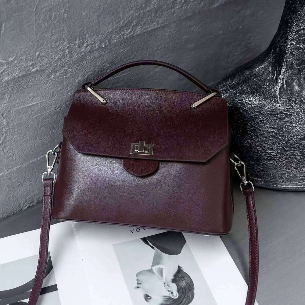 YANATARI Handbags Female Crossbody Shoulder Bag Women Bags New Fashion 2025 Genuine Cowhide Leather Satchel 250805 250805