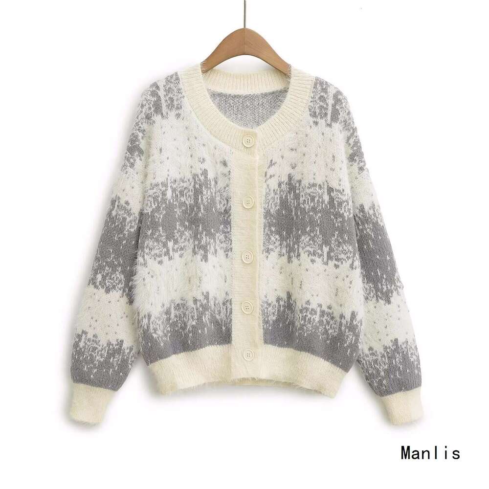 DHEssentials INS New Korean Gradient Knitted Cardigan Unique Top French Design Color-Block Little Chanel Style Jacket for Women
