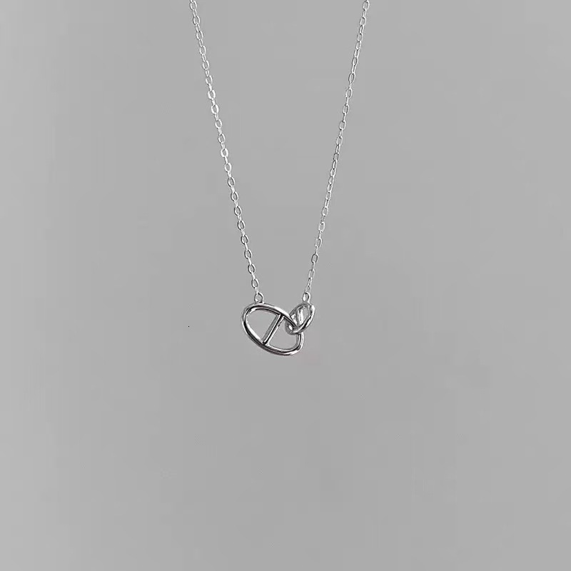 Pure Sier Classic Pig Nose Necklace for Women, Elegant and Versatile, High-End , Niche Style