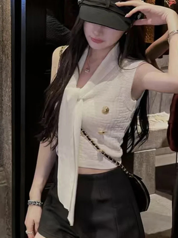 Sexy Sleeveless V Neck Woman Tops Fashion Solid Knitted Sweater Vests Women Elegant Office Lady Slim Fit Clothes with Buttons 250911