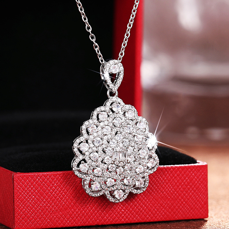 2025 Choucong Brand Flower Pendant Luxury Jewelry 925 Sterling Silver Round Cut 5A Cubic Zircon CZ Diamond Gemstones Eternity Women Wedding Clavicle N