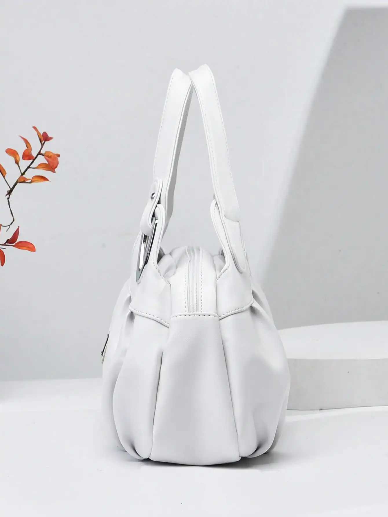 Fashionable and minimalist shoulder bag solid color large capacity portable tote bag essential for daily shopping Z250911