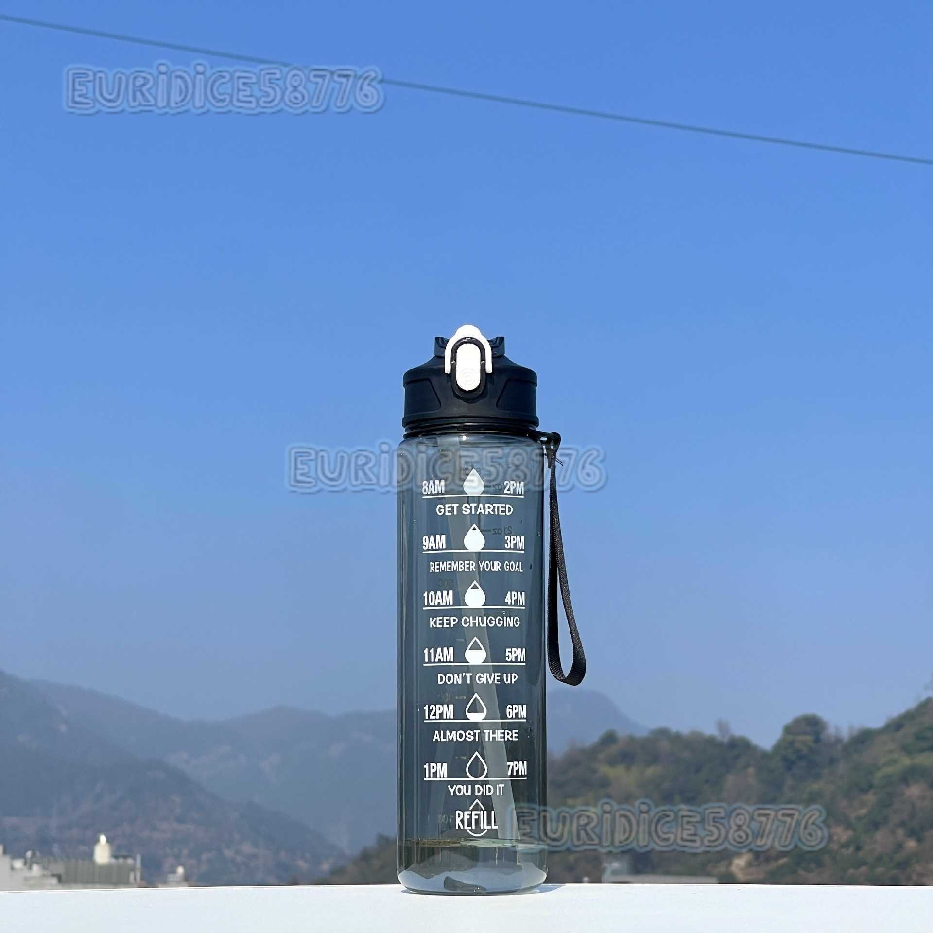 Outdoor Fitness Sports Water Cup High Temperature Resistant Large Capacity Scale Portable Casual Space Cup H250911