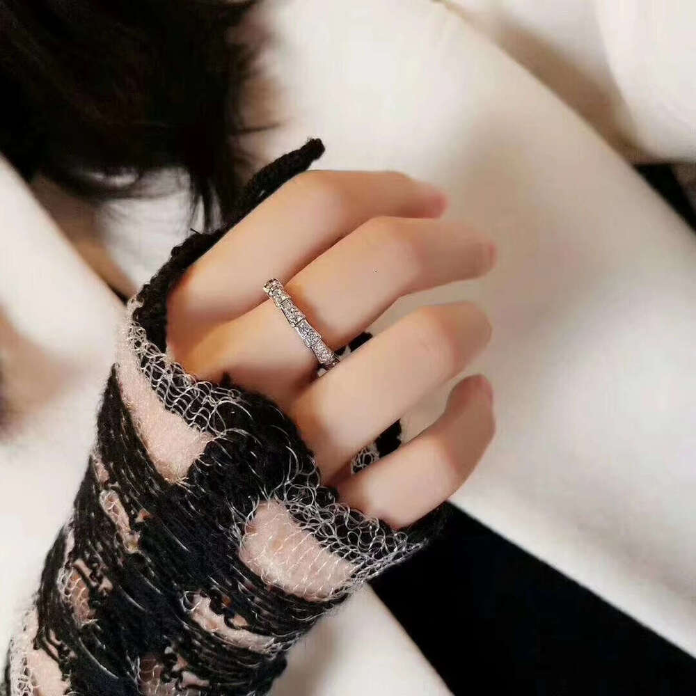 High Version Bone for Women Head Men's Valentine's Day Gift Couple Snake Shape High-end Sense Ring