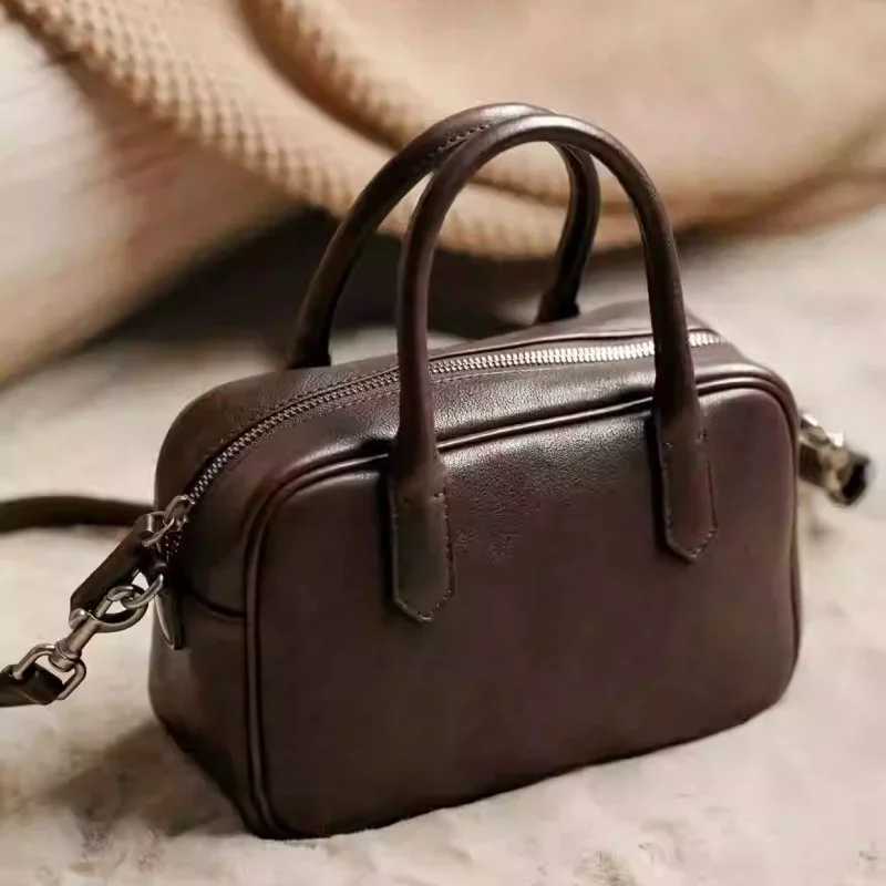 Leather Casual Crossbody Bag Single Shoulder Handbag Bowling Bag Womens Soft W250911