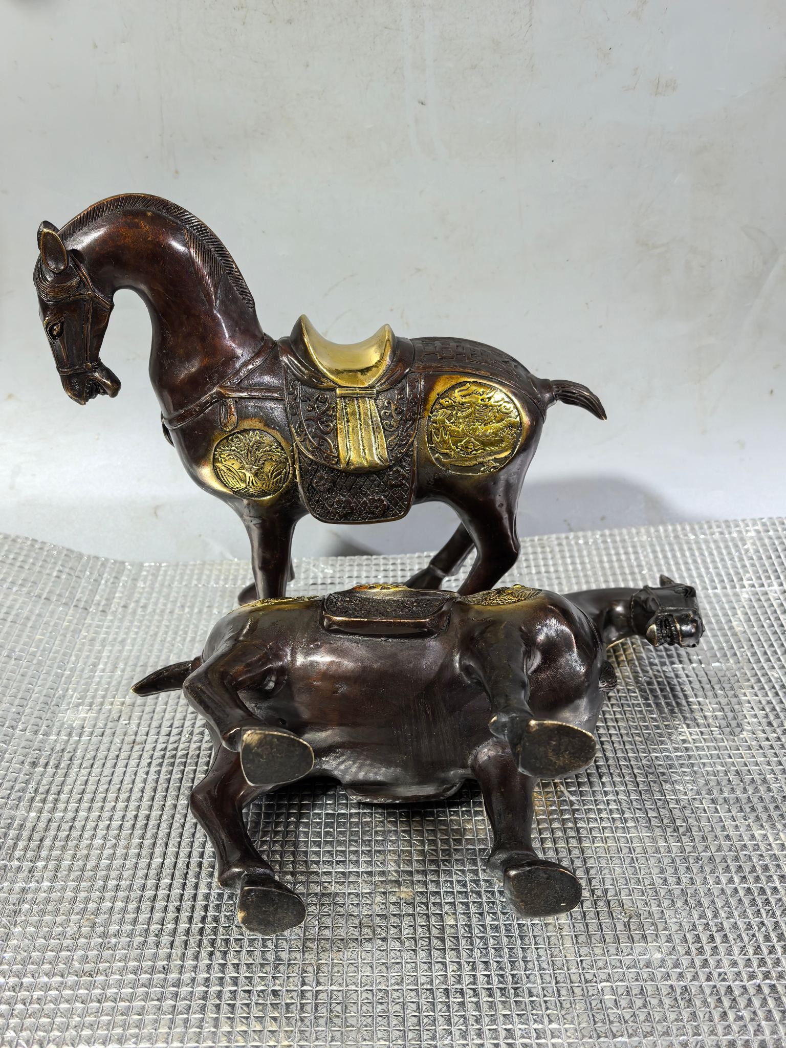 Pure copper gilded dragon and phoenix horse pair auspicious fortune-bringing horse wealth and success living room office decoration