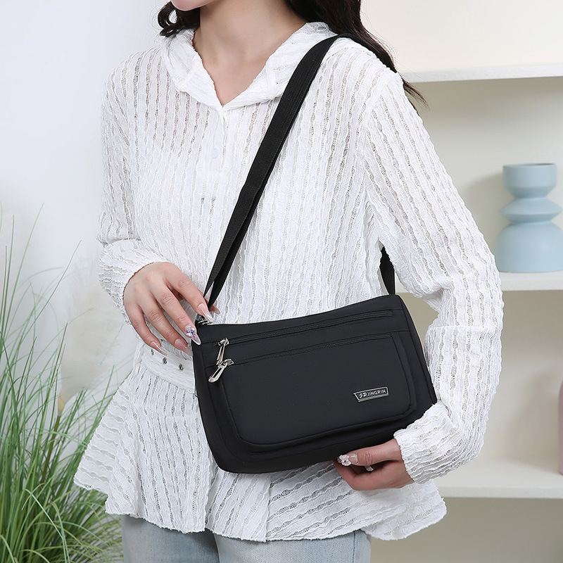 Large Capacity Simple Fashion Free Shipping Single Shoulder Bag Multi Compartment Casual Versatile Designer Bag Luxury Bag Trendy Outing Commuting Cro