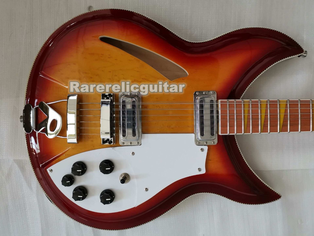 381 Vintage 12-String Electric Guitar with Luxury Double Edging and Semi-Hollow Jazz Design