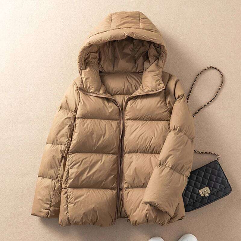 Lagabogy 2025 Winter New Light Hooded Warm Puffer Jacket Women 90% White Duck Down Soft Coat Female Casual Bread Short Outwear