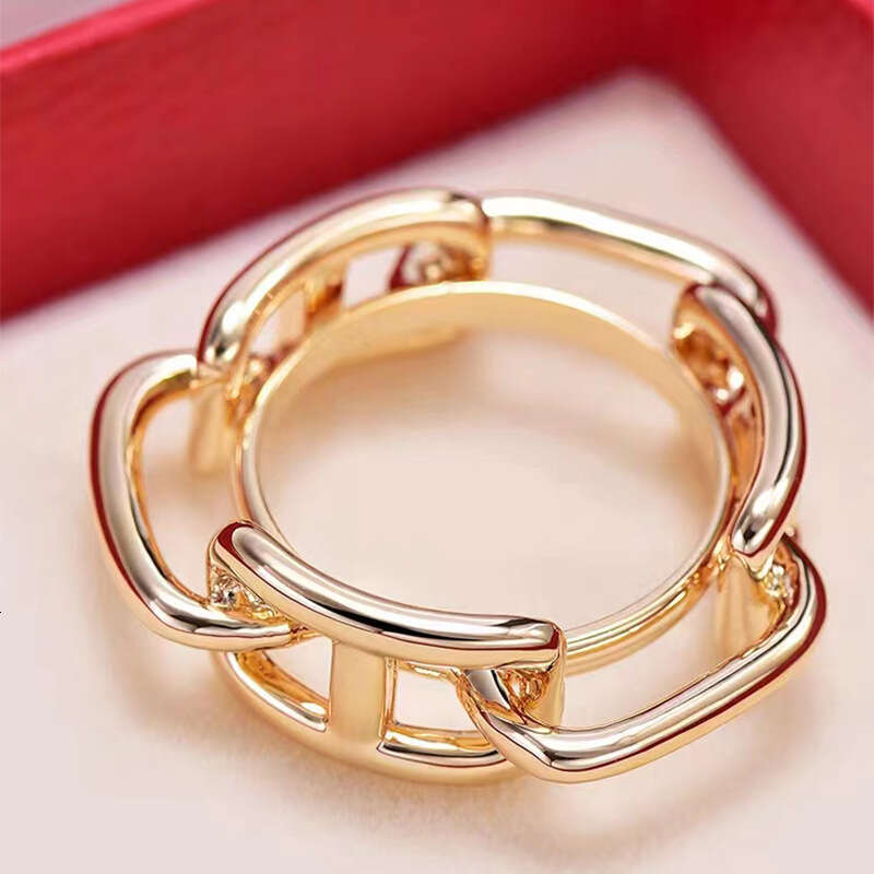 High-end Fashion Simple Coil Multi-purpose Square Scarf Shawl Fixed Buckle Luxurious Accessory