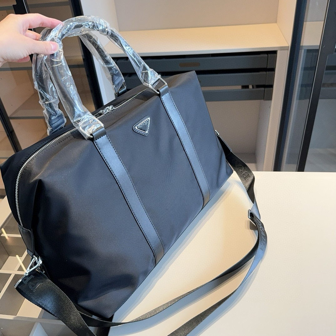 Briefcase Luxury Designers Bags Men Business Package Hots Sale Laptop Computer Bag Leather Handbag Messenger High Capacity Shoulder Handbags