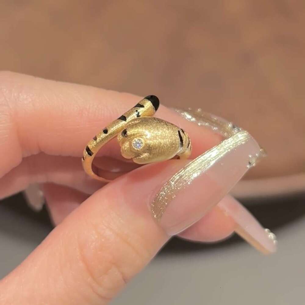 Vintage Style Brushed Python Irregular Niche Design Simple Versatile Personality High-end Index Finger Ring