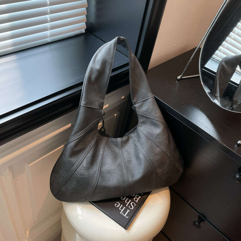 New Stylish Large Capacity Fashion Commuter Tote Designer Bags Casual Shoulder Underarm Bag Handbag for Women