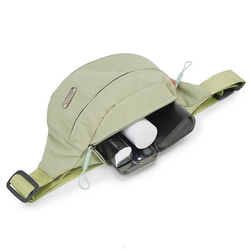 Trendy Canvas Shoulder Bag Women Large Capacity Crossbody Purse Lightweight Hobo Bag for Travel Sports Daily Use Z250911